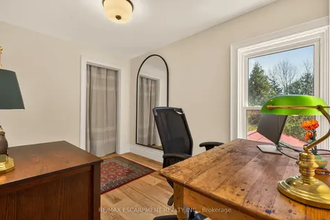32 Magill Street Hamilton ON L8R 2Y5