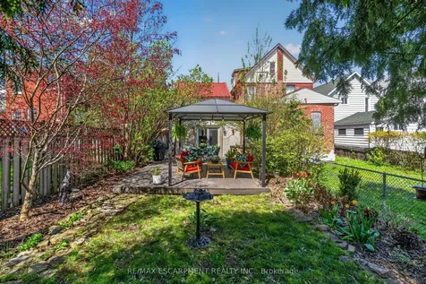 32 Magill Street Hamilton ON L8R 2Y5