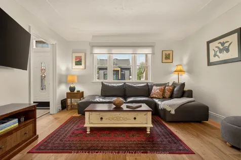 32 Magill Street Hamilton ON L8R 2Y5
