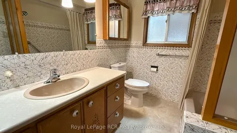 281 13th Avenue Hanover ON N4N 2V9