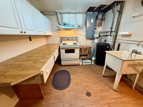281 13th Avenue Hanover ON N4N 2V9