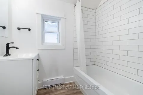 387 Elmwood Avenue Fort Erie ON L0S 1B0