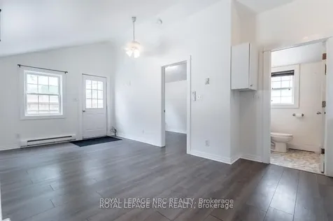 387 Elmwood Avenue Fort Erie ON L0S 1B0