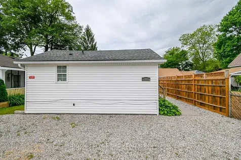 387 Elmwood Avenue Fort Erie ON L0S 1B0