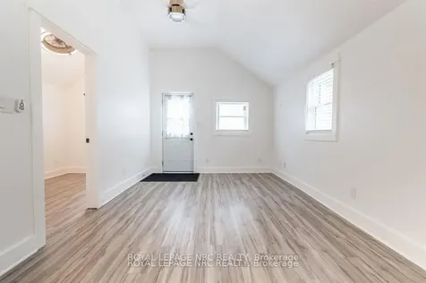 387 Elmwood Avenue Fort Erie ON L0S 1B0
