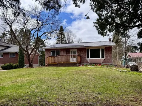 1052 Evansville Drive West Nipissing ON P2B 2K4