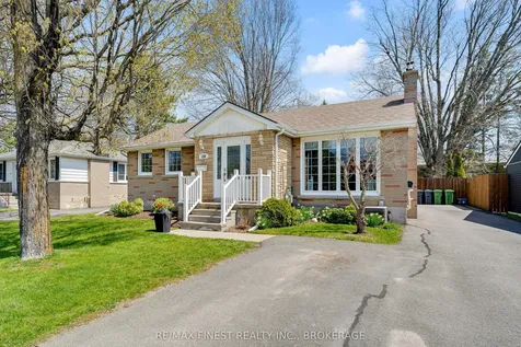 158 Lakeview Avenue Kingston ON K7M 3T7