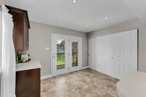 158 Lakeview Avenue Kingston ON K7M 3T7
