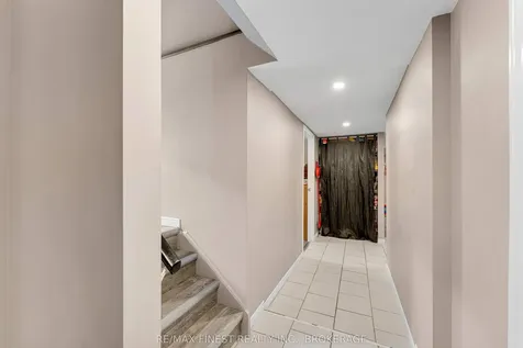 158 Lakeview Avenue Kingston ON K7M 3T7