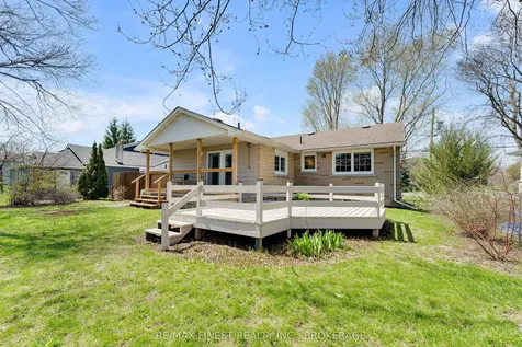 158 Lakeview Avenue Kingston ON K7M 3T7