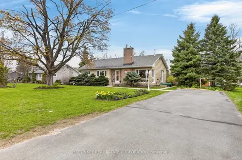 834 Crowley Crescent Peterborough ON K9J 6P7