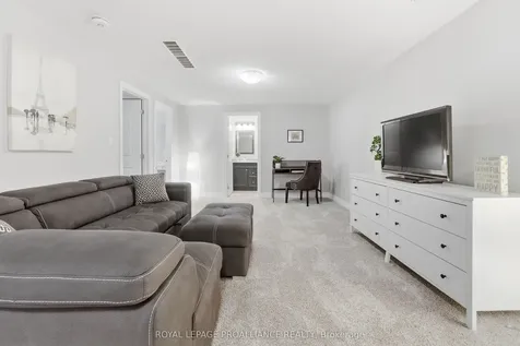 21 Lehtinen Crescent Belleville ON K8P 5G3