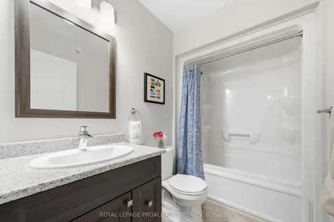 21 Lehtinen Crescent Belleville ON K8P 5G3