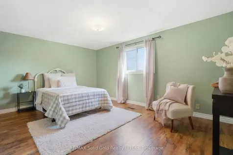 Court Waterloo ON N2K 3E9