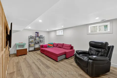 68 Dover Street Norwich ON N0J 1R0
