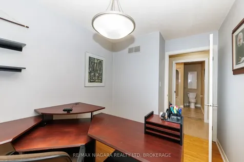 15 Oak Drive Niagara-on-the-lake ON L0S 1J0