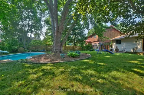 15 Oak Drive Niagara-on-the-lake ON L0S 1J0