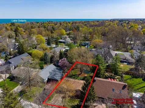 15 Oak Drive Niagara-on-the-lake ON L0S 1J0