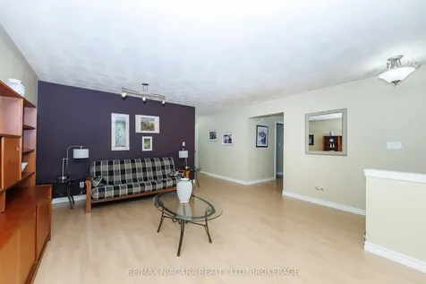 15 Oak Drive Niagara-on-the-lake ON L0S 1J0