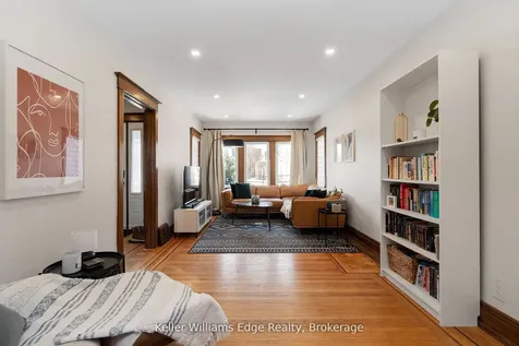 37 Wexford Avenue S Hamilton ON L8K 2N5