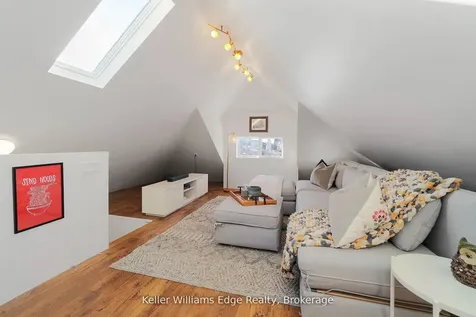 37 Wexford Avenue S Hamilton ON L8K 2N5