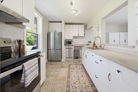 17682 Loyalist Parkway Prince Edward County ON K0K 3L0