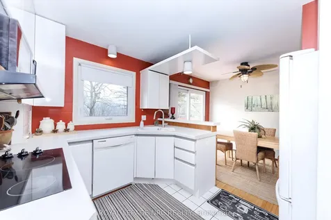 16 Rosemore Road St. Catharines ON L2S 1A8