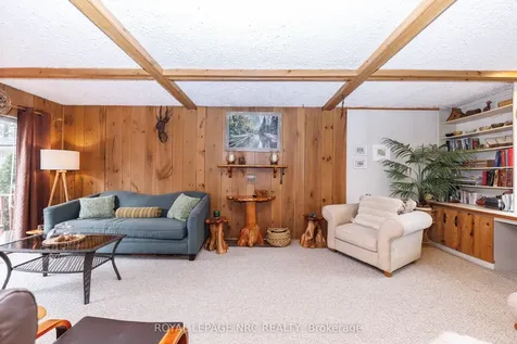 16 Rosemore Road St. Catharines ON L2S 1A8