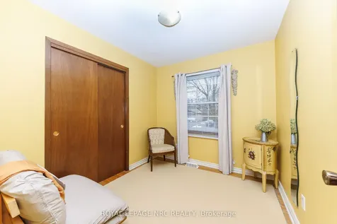 16 Rosemore Road St. Catharines ON L2S 1A8