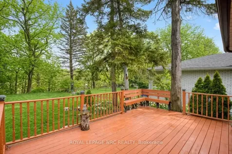 16 Rosemore Road St. Catharines ON L2S 1A8