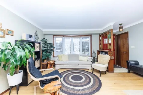 16 Rosemore Road St. Catharines ON L2S 1A8