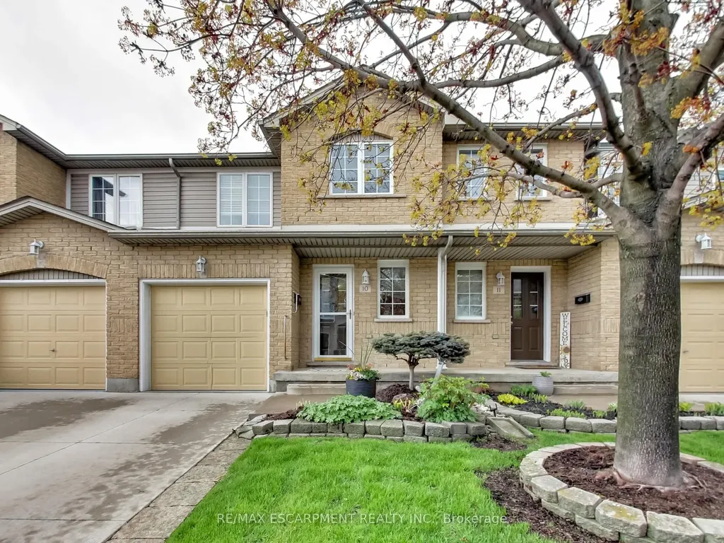 104 Frances Avenue Hamilton ON L8E 5X3