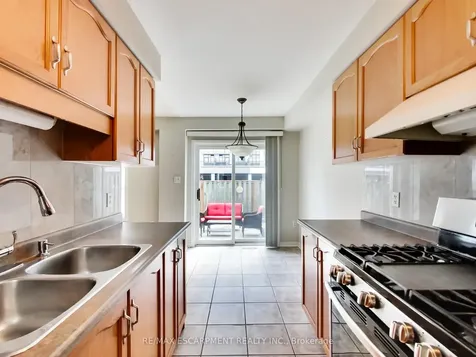 104 Frances Avenue Hamilton ON L8E 5X3