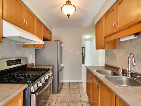 104 Frances Avenue Hamilton ON L8E 5X3