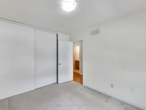 104 Frances Avenue Hamilton ON L8E 5X3