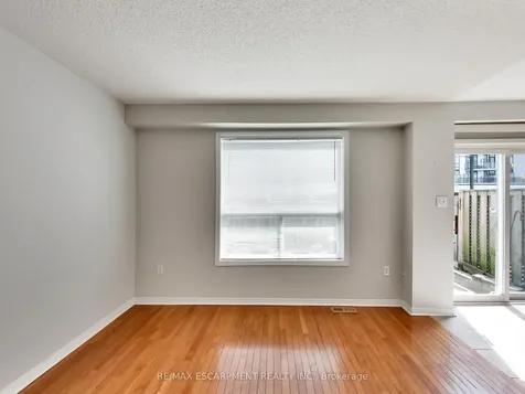 104 Frances Avenue Hamilton ON L8E 5X3