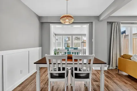 75 Berrisfield Crescent Hamilton ON L8T 4X1