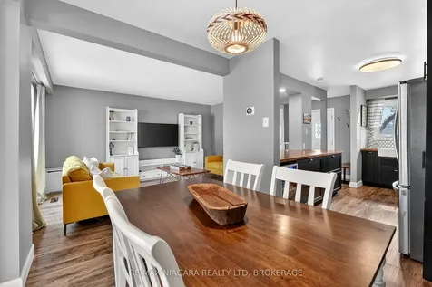 75 Berrisfield Crescent Hamilton ON L8T 4X1