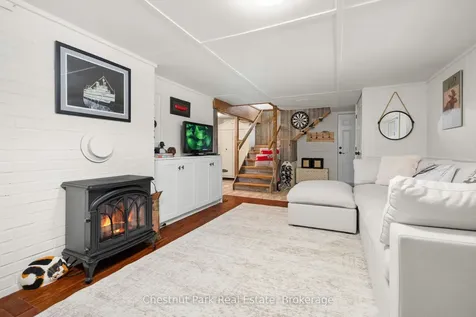 1006 Young's Road Muskoka Lakes ON P0B 1J0