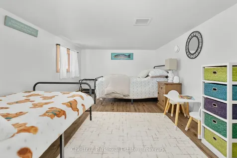 1006 Young's Road Muskoka Lakes ON P0B 1J0
