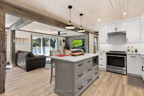1006 Young's Road Muskoka Lakes ON P0B 1J0