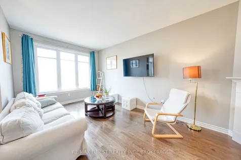 1123 Barrow Avenue Kingston ON K7M 0G5