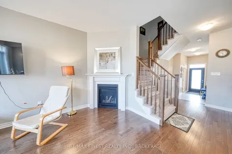 1123 Barrow Avenue Kingston ON K7M 0G5