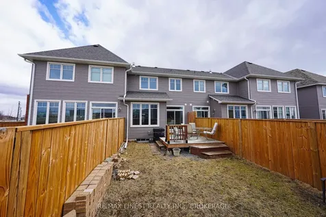 1123 Barrow Avenue Kingston ON K7M 0G5