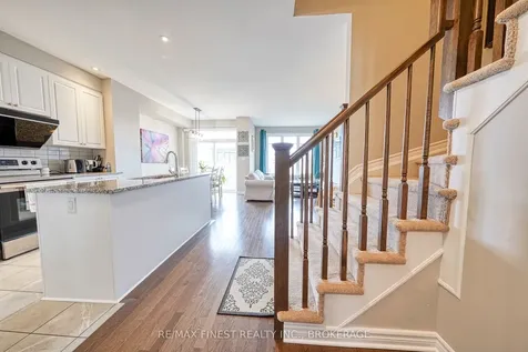 1123 Barrow Avenue Kingston ON K7M 0G5