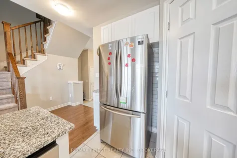 1123 Barrow Avenue Kingston ON K7M 0G5