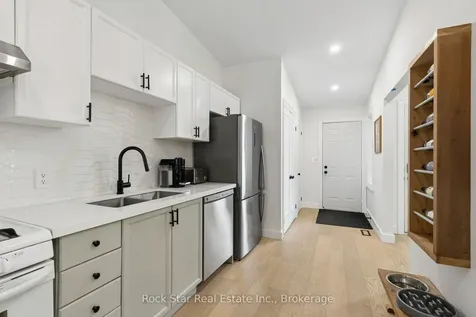 4467 Michael Avenue Lincoln ON L3J 0E2