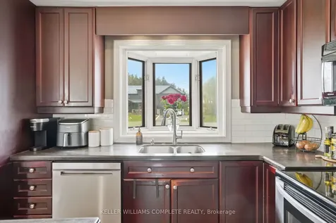 533 Woodburn Road Hamilton ON L0R 1P0