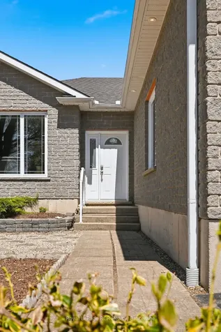 406 Alice Street Saugeen Shores ON N0H 2L0