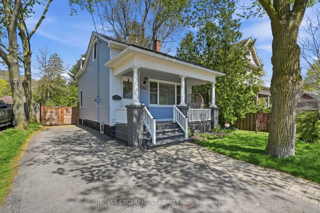 279 Park Street W Hamilton ON L9H 1Y6